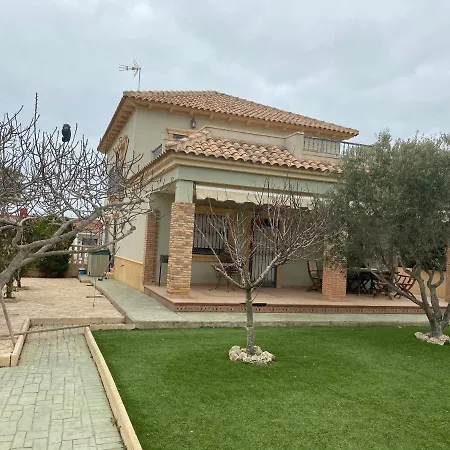 Homely Castelar Holiday home *