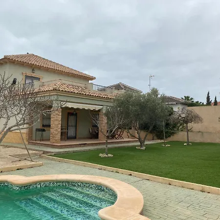 Homely Castelar Holiday home