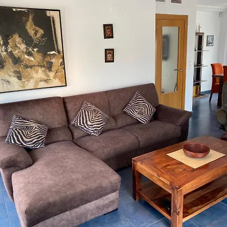 Homely Castelar